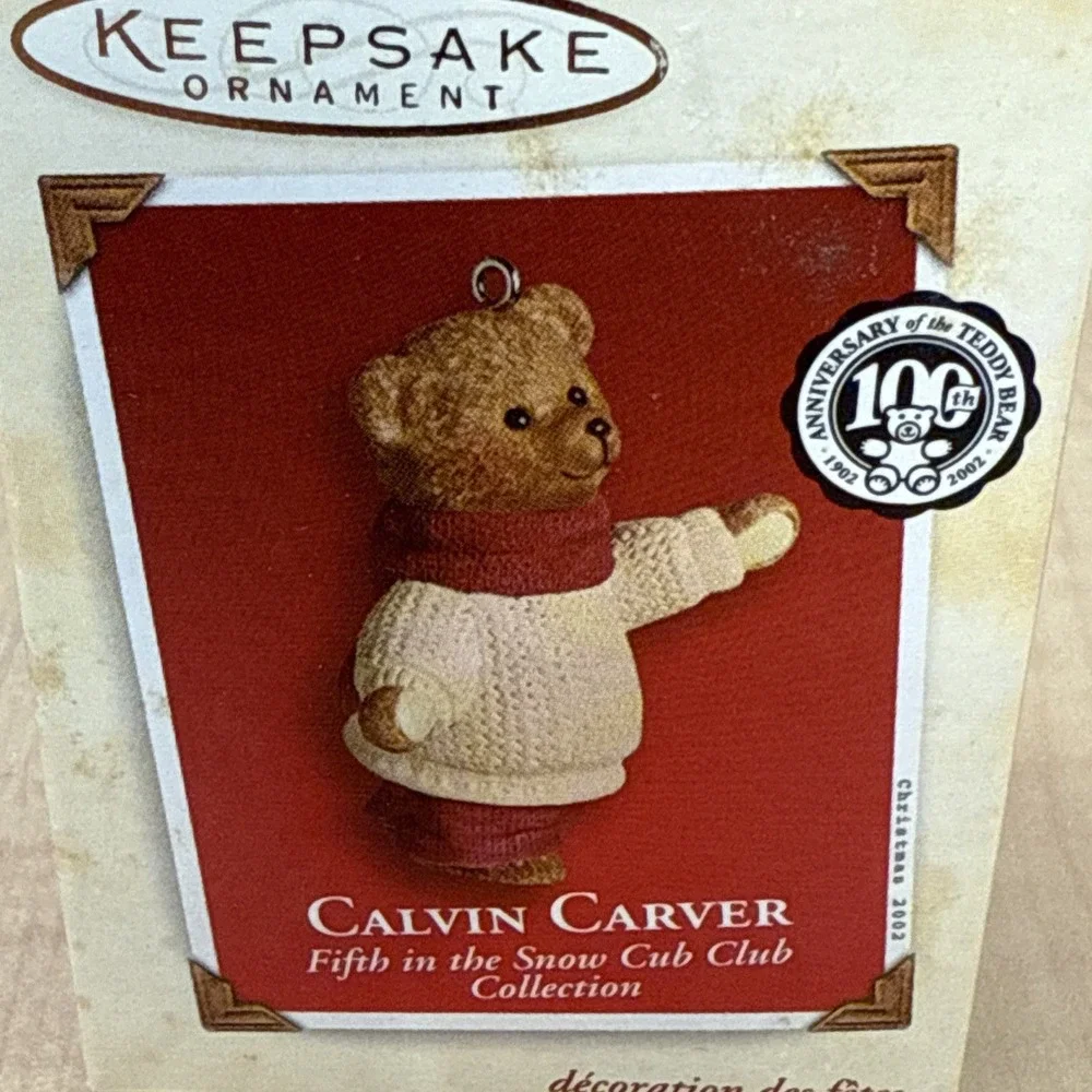 2002 Hallmark Calvin Carver QX8427 Snow Cub Club #5 MIB Teddy Bear
